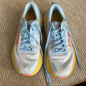 Hoka Bondi 8 Size 8.5 Summer Song / Country Air